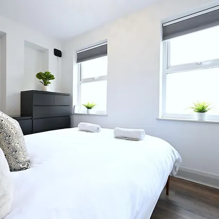 Fully Refurbed 2025 Central London 1 Minute To Old Street Station Exterior photo
