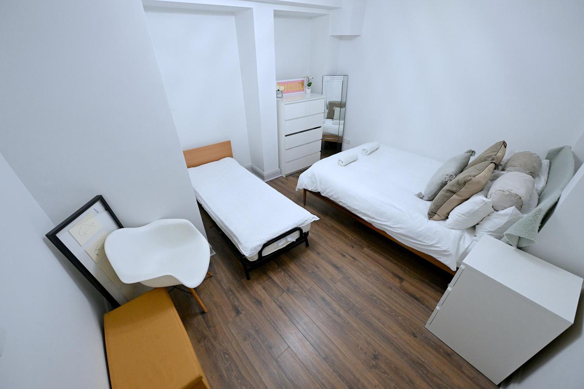 Fully Refurbed 2025 1 Minute To Old Street Station * Londra